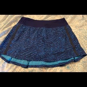 Lululemon PaceRival size 4 used